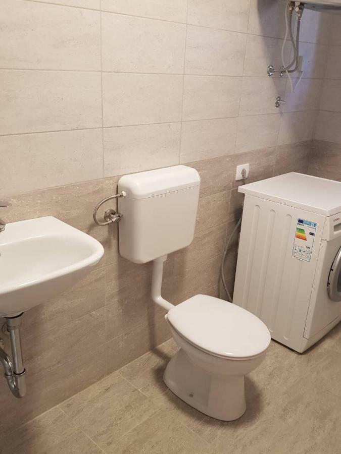 Port Apartment Изола Екстериор снимка