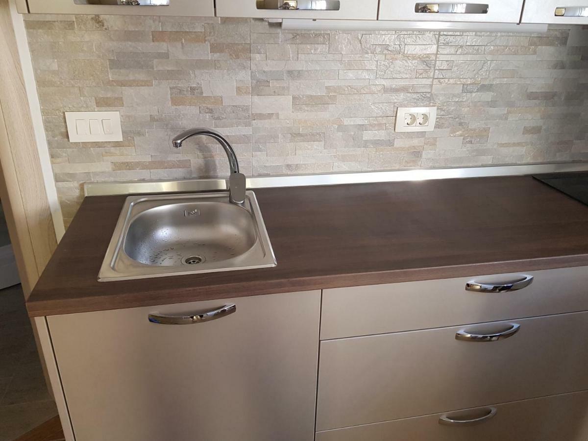 Port Apartment Изола Екстериор снимка