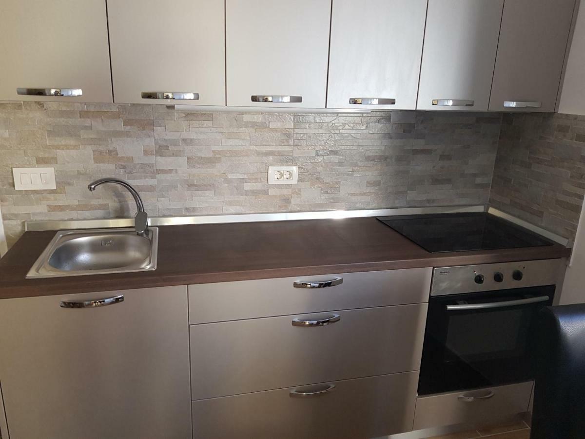 Port Apartment Изола Екстериор снимка